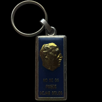 Llavero antiguo de Franco: No se os puede dejar solos.